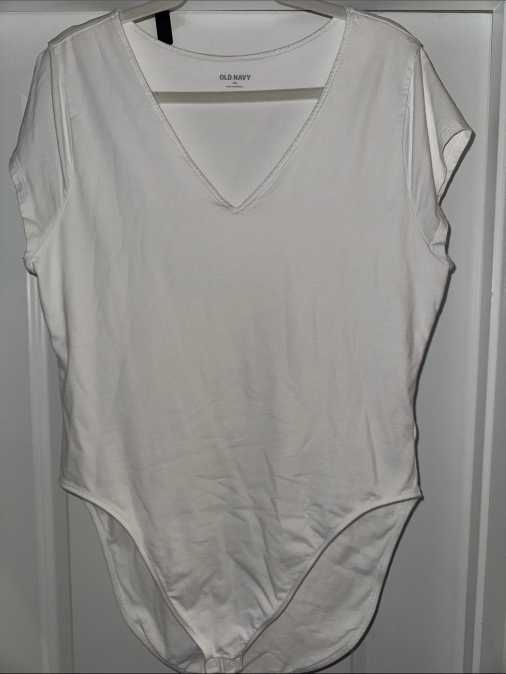 Old Navy White V-Neck Cap Sleeve Bodysuit